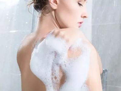 烈日炎炎的夏天，使用集成熱水器有什么優勢?